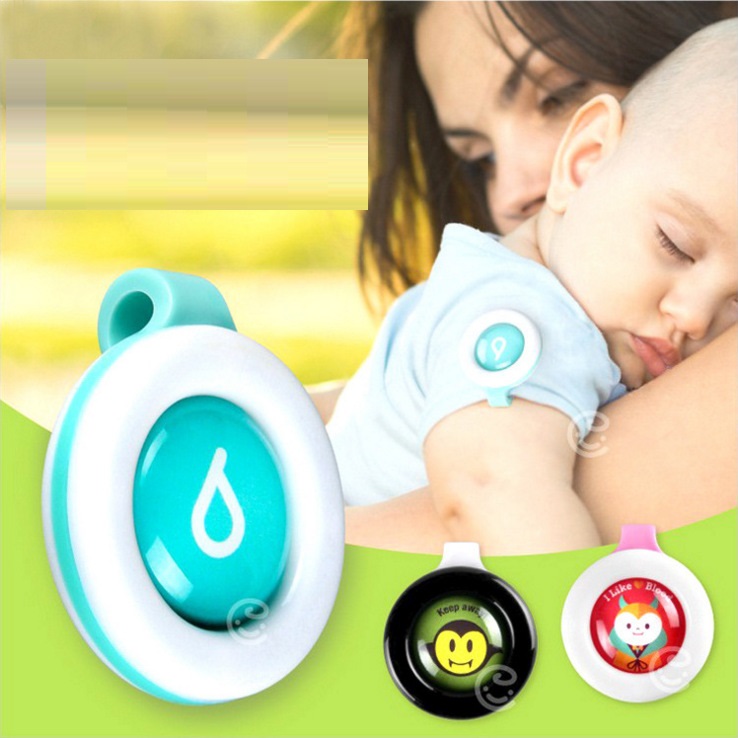 Nút kẹp chống muỗi cho bé 