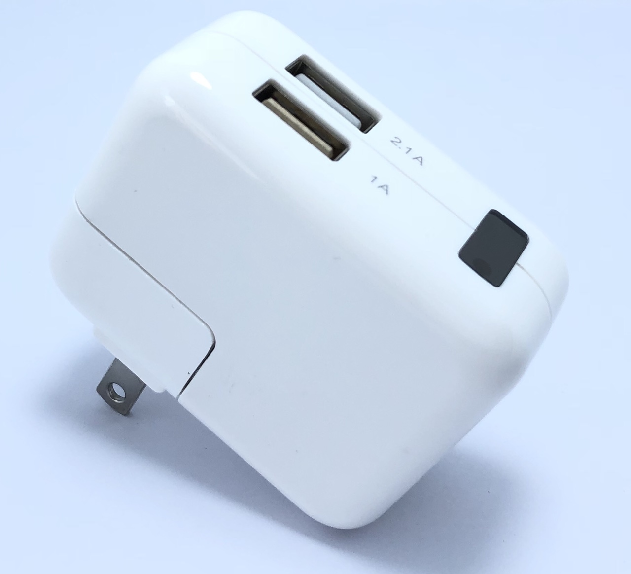 Camera cốc sạc 2 đầu sạc