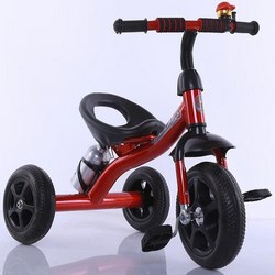 Xe đạp 3 bánh có bình nước