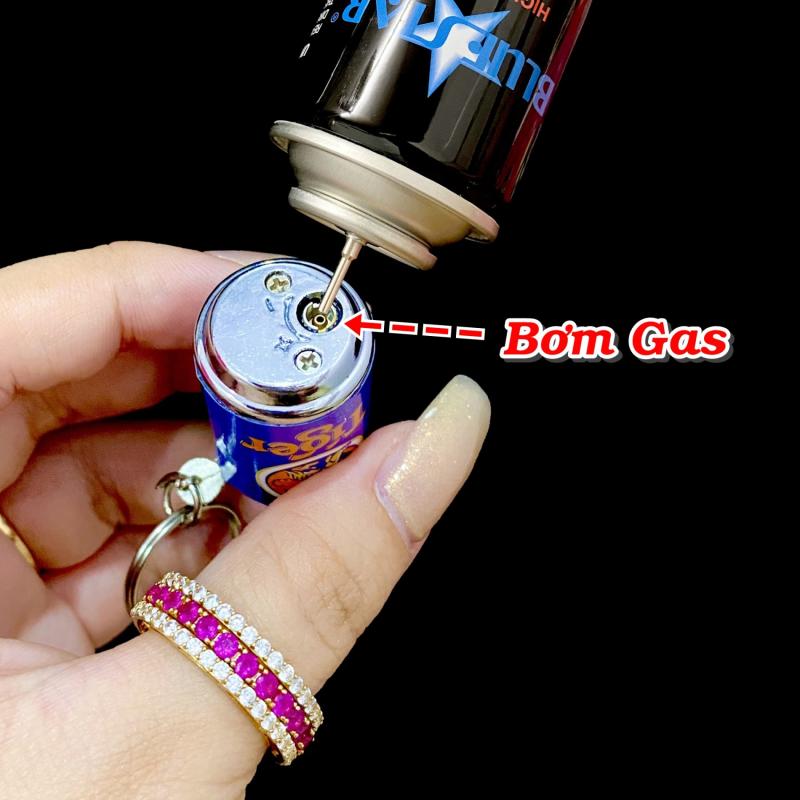 Bật lửa hình lon bò cụng